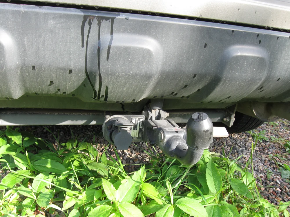 Detachable Kovil towbar fitted beneath a car bumper
